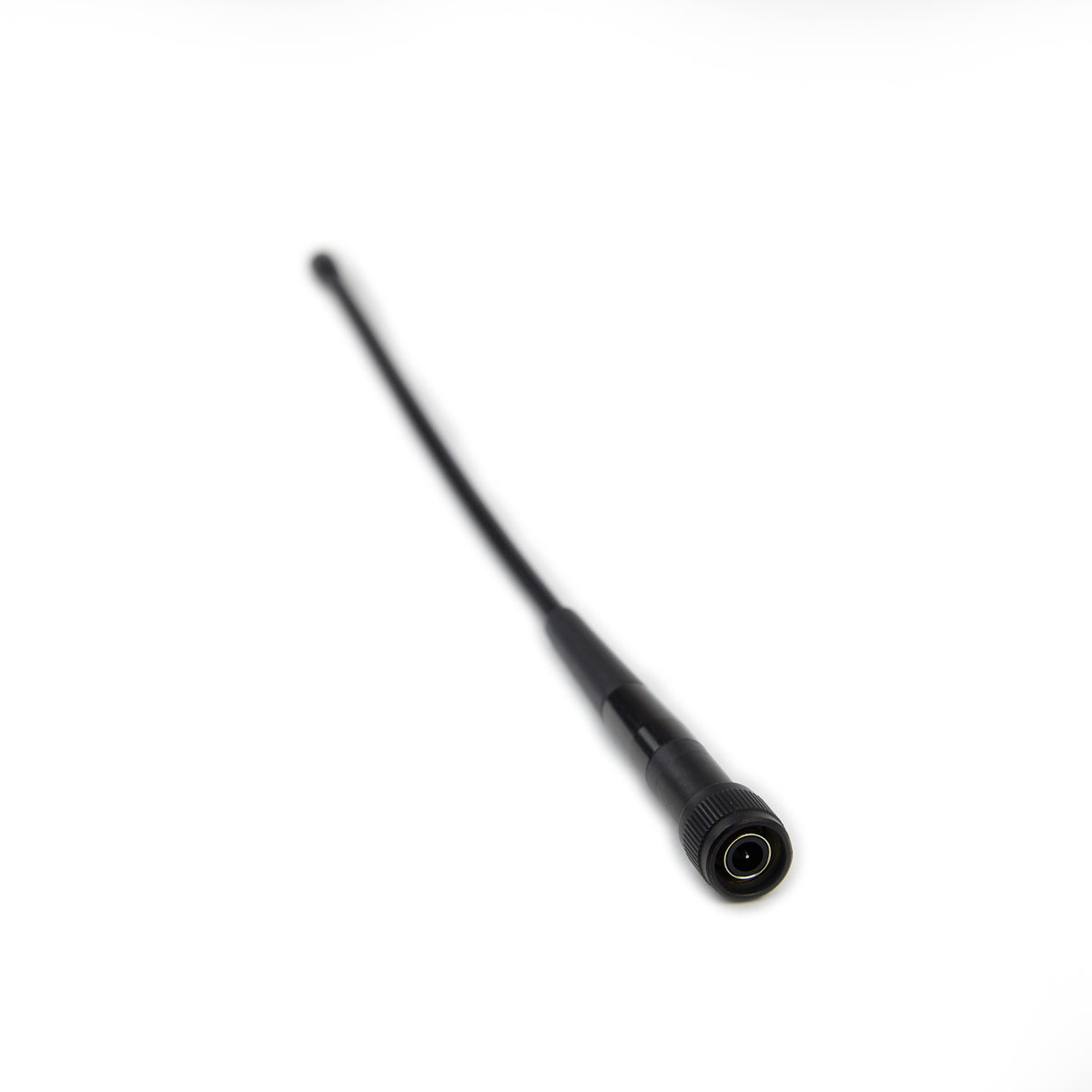 K7153236:Shortened half-wave antenna with 440 – 470 MHz and TNC