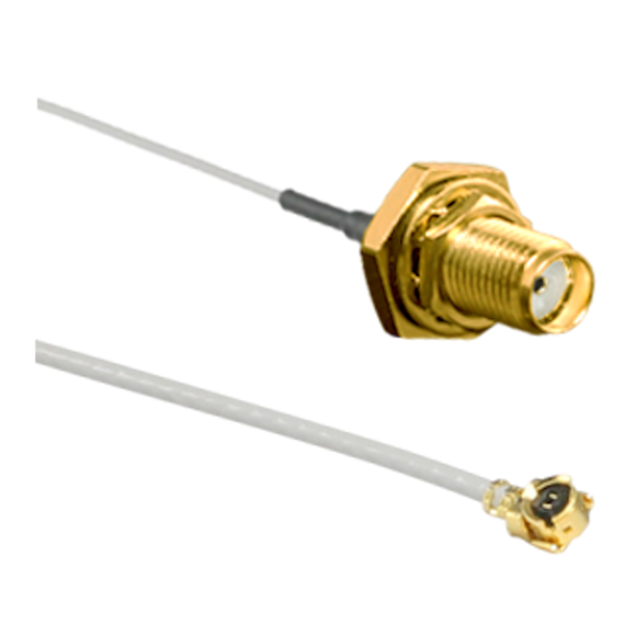 CSI-SGFI-100-UFFR: Montaje interno de mamparo SMA Gold Jack (hembra) (CONSMA014-G-1.13) a conector jack compatible con MHF/U.FL en ángulo recto (CONUFL012-1.13) con 100 mm de cable de 1,13 mm